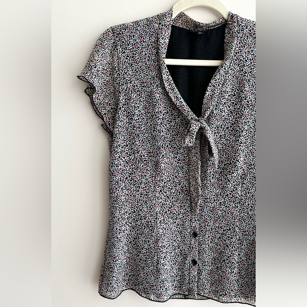 Nine West Floral Button Down Blouse, Multicolor Ribbon Tie Top, Size 6 - Picture 2 of 16